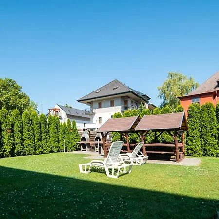 Rose Gold Wellness Apartamento Siófok